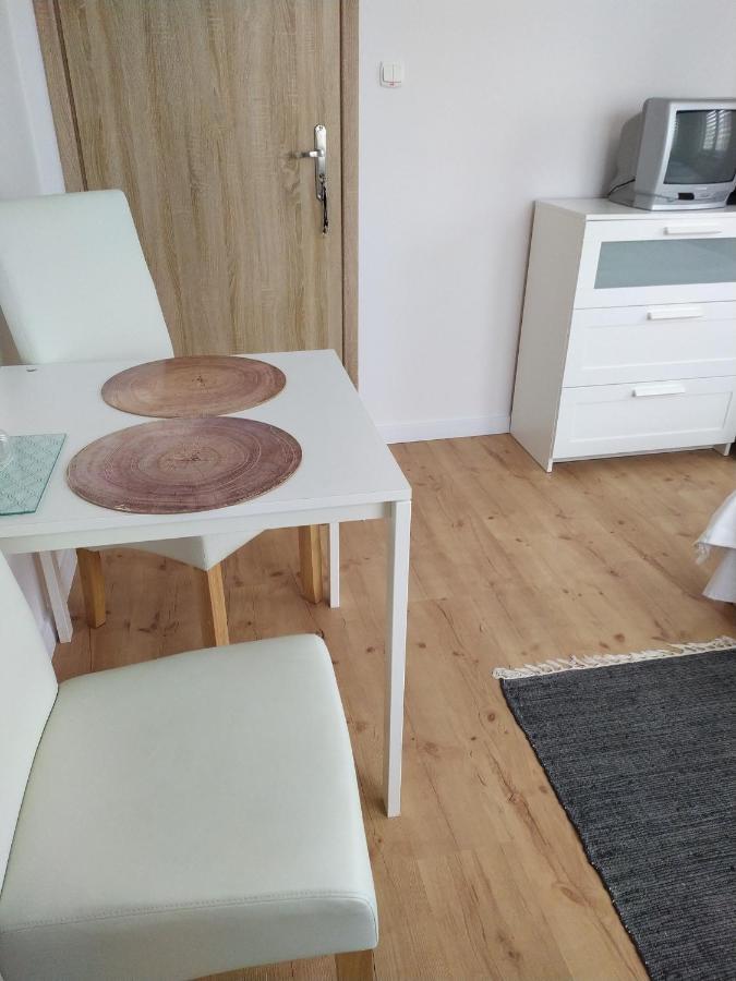 Apartament Pokoje u Bożeny Ostrowo  Zewnętrze zdjęcie